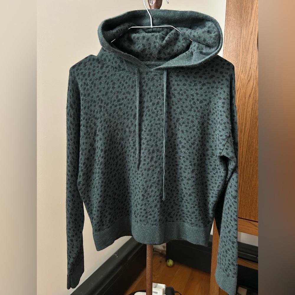 Naadam 100% cashmere hoodie size xs